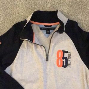 Tommy Hilfiger Boys pullover top